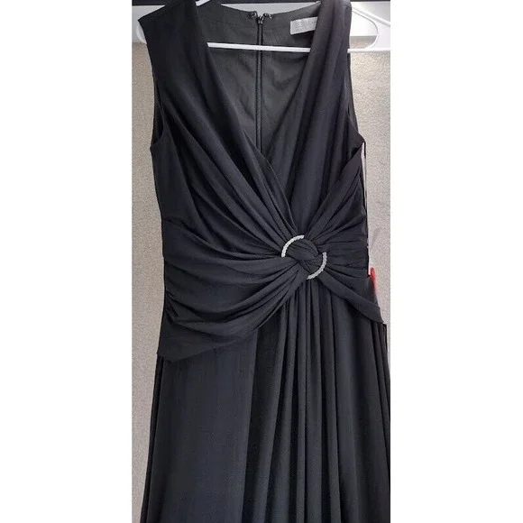 Ieena Mac Duggal 26890 Black V Neck Sleeveless Ruched Maxi Dress Side Slit Sz 6